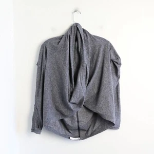 Ivivva Girls Size 14 Fours A Charm 4-way Gray Wrap Cardigan Sweater athleisure - Picture 1 of 9