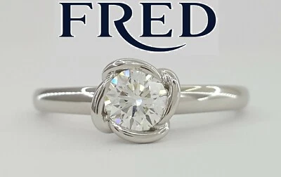 Anillo de compromiso Fred of Paris Fleur Celeste platino 0,52 quilates diamantes redondos F/VVS1 Foto 1 de 4