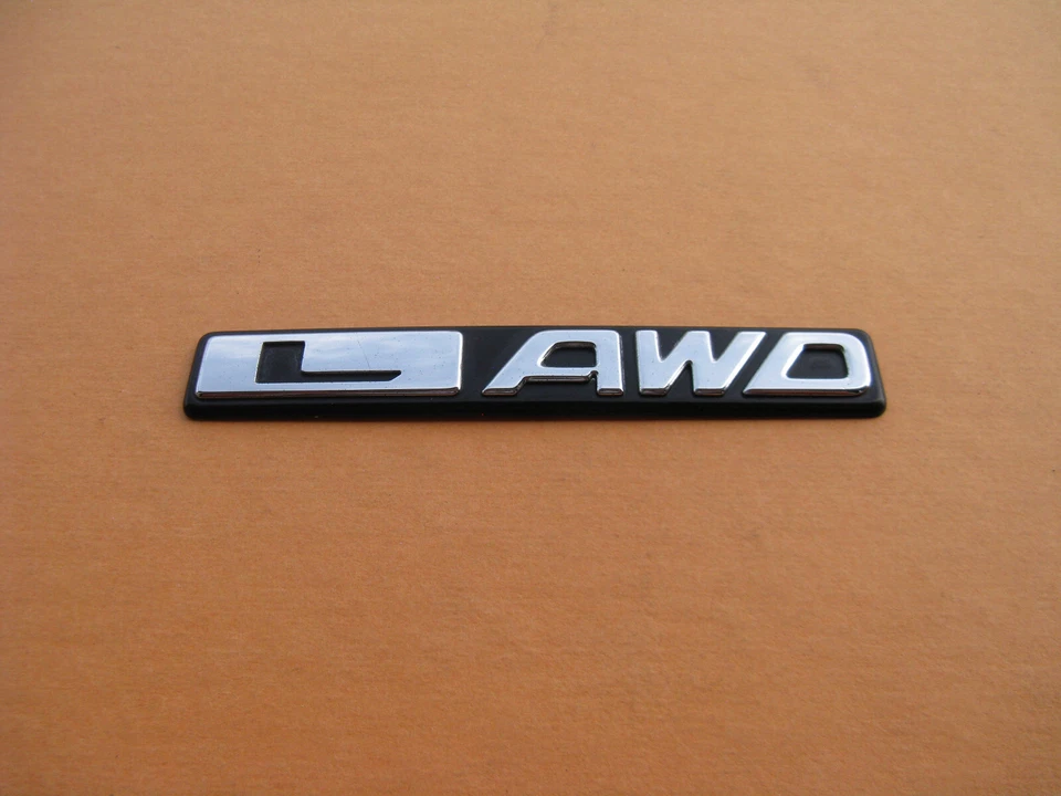 SUBARU LEGACY IMPREZA FORESTER L AWD MALETERO TRASERO CROMO EMBLEMA LOGOTIPO INSIGNIA A45880 Foto 1 de 4