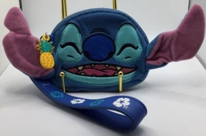 A HTF Rare Bioworld Disney’s LILO & Stitch Plush Zip Wristlet - Picture 1 of 3
