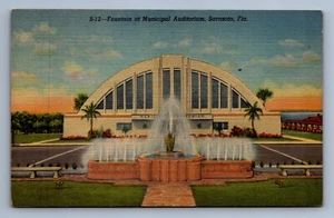 Postcard Vintage Postmarked 1949 Fountain At Municipal Auditorium Sarasota FL - Picture 1 of 2
