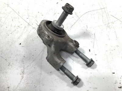 05-012 Soporte de montaje diferencial delantero izquierdo Acura RL 50520-SJA-A01 OEM Foto 1 de 4