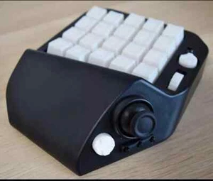MH-Gerät MH-Delta 41 Tasten Einhand Gaming Tastatur Joystick und Tastatur Gamepad - Bild 1 von 1