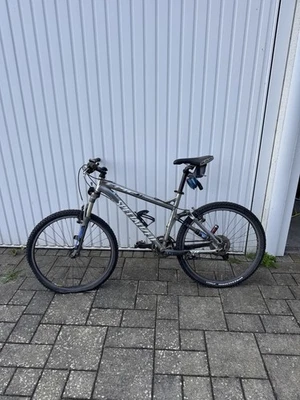 Specialized Hardrock Mountainbike - Bild 1 von 4