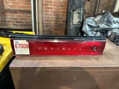 Tail Light Tail Panel Mounted Fits 95-97 INFINITI J30 568635 - Изображение 1 из 4