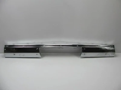 NUEVO parachoques trasero cromado de repuesto cara central para Nissan Pathfinder 1987-1990 Foto 1 de 4