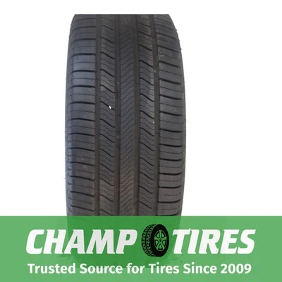 Juego de 2 Michelin Defender2 98 V usados 10/32nds P235/45R18 Foto 1 de 4