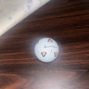 TaylorMade Tp5x Golf Balls 2 - Picture 1 of 4