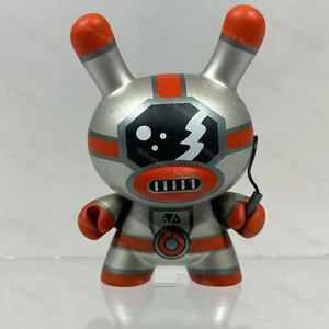 "Figura Dunny de vinilo de 3"" The Spaceman | Serie Evolved | Frank Kozik x Kidrobot" - Imagen 1 de 6