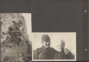 Fotos originales 2GM Wehrmacht militares soldados comedor fuga funeral - Imagen 1 de 2