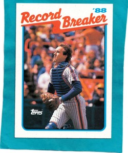GARY CARTER # 3 - 1989 Topps Baseball Card NR MT Condition