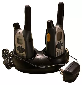 Motorola Walkie Talkies W Base for Parts Info Only As Is In Last Pic - Picture 1 of 5