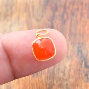 Cabina de cornalina roja natural piedra preciosa oro liso 18K ropa de fiesta para mujeres dijes colgante - Imagen 1 de 4