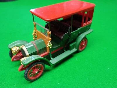 Rio 27; 1906 Fiat Limousine 24cv; Green, Red Roof - Image 1 of 4