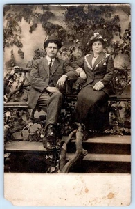 1907-1920's RPPC MAN & WOMAN CITY PARK STUDIO WASHINGTON STREET PHOTO POSTCARD - Picture 1 of 2