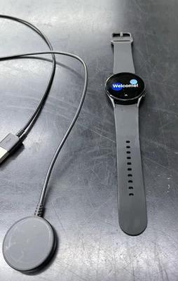 Samsung Galaxy Watch 4 SM-R865U 40mm LTE GPS  - Image 1 of 4