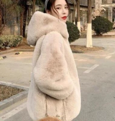 Abrigos sueltos de piel sintética para mujer con capucha cálidos de invierno largos rompevientos gruesos   Foto 1 de 4