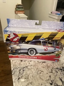 HASBRO GHOSTBUSTERS TOY CAR ECTO-1 2020 - Picture 1 of 4