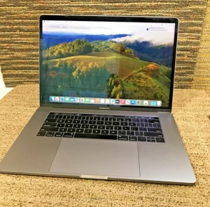 MacBook Pro 2019 15 pulgadas 2,6 i7 16 GB 256 GB MV902LL/A - Imagen 1 de 11