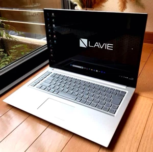 Lavie Direct VEGA Core i7-9750H 16GB SSD 1TB 15,6" 4K OLED Win11 Home Near Mint - Bild 1 von 17