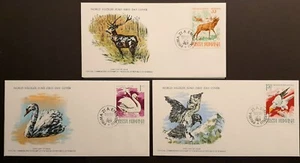 ROMANIA STAMPS 1977 WWF ILLUSTRATED FIRST DAY COVERS x 3 DEER SWAN VULTURE (w) - Picture 1 of 2