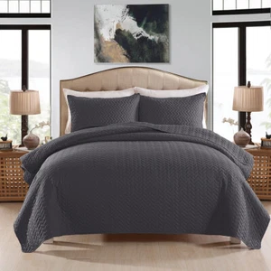 3-teiliges Coverlet Quilt Set ultraweich elegant bestickte Bettwäsche mit 2 Shams - Bild 1 von 78