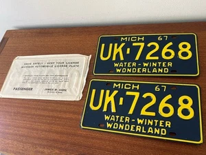 2er Set NOS Michigan 1967 Nummernschilder in Tasche! Automobil Iron County - Bild 1 von 6