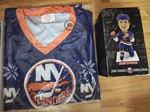 NY Islanders Christmas Shirt Ugly Sweater XL Plus John Tavares Bobblehead - Picture 1 of 2