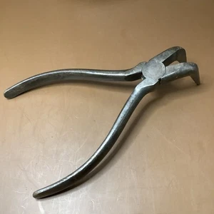 Vintage Crescent Tool Company Crestoloy 888-6 Bent Needle nose Pliers USA - Picture 1 of 7