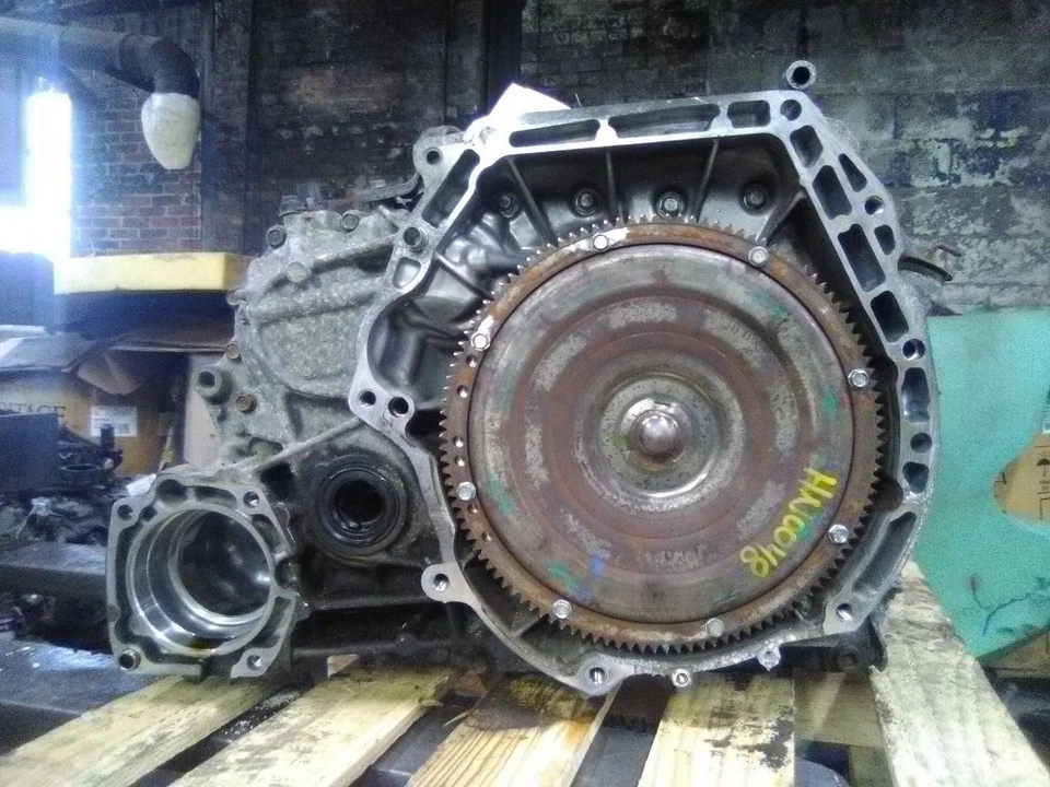 15-16 Honda CR-V Automatic Transmission 2.4 Liter AWD  - Image 1 of 4