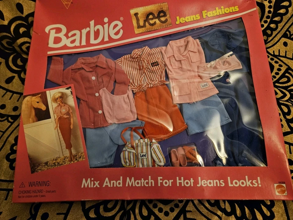 Nuevo 1995 Mattel Barbie Lee Jeans Moda Conjunto Conjunto #68308 - Muñeca Vintage Tela Foto 1 de 4