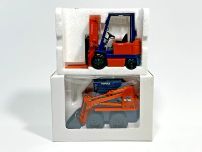Lot of Two (2) 1:24 Diecast Metal Parts Toyota Forklift & Skid Steer Loader - Image 1 of 4