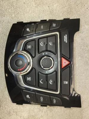 2013 - 2017 Hyundai Elantra GT Hatchback AC Heater Temperature Climate Control  - Image 1 of 4