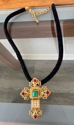ELIZABETH TAYLOR AVON GOLD FAUX EMERALD RUBY PEARL KATHARINA CROSS NECKLACE  - Image 1 of 4
