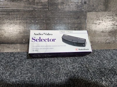 VTG Radio Shack A/V Audio Video Selector Switch 15-1952 Retro 2 Input 1 output - Image 1 of 4