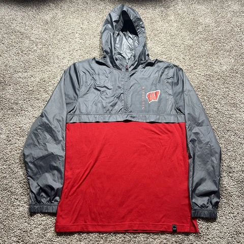 Wisconsin Badgers Under Armor Long Sleeve Pullover Red Gray Medium Hood 1/4 Zip Cover