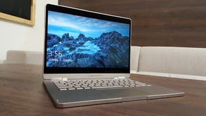 Porsche Design Book One 13,3" (512 GB, Intel Core i7 7e generatie, 3,5 GHz, 16 G - Picture 1 of 5