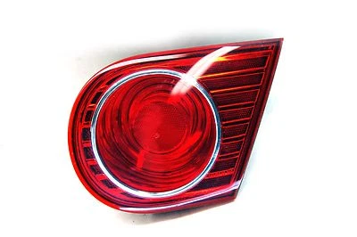 2004-2006 KIA AMANTI Right Passenger Inner Tail Light Assembly OEM ~tl4 - Изображение 1 из 2