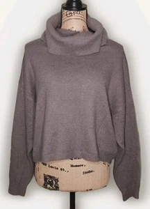 Maglione girocollo nuovo con etichette Warm & Cozy Lifestyle by Poof - Cropped Taupe - Taglia L - Foto 1 di 4