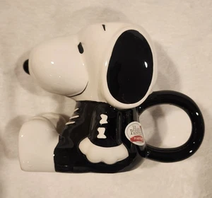 Peanuts Snoopy Skeleton Costume Coffee Mug Hand Painted Halloween - Picture 1 of 7