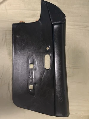 Panel de tarjeta de puerta de pasajero derecha derecha NA Mazda Miata 1990-1997 NEGRO MX5 MX-5 CADA UNO Foto 1 de 3