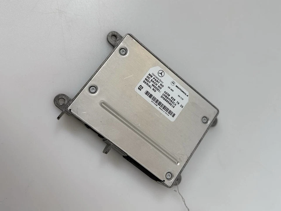 06-12 梅赛德斯 X164 GL450 E350 E550 通信控制模块单元 — 第 1/4 张图片