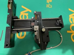 Pórtico de aguja con motor (sin aguja) - Perkin Elmer ISS-100 - Imagen 1 de 2