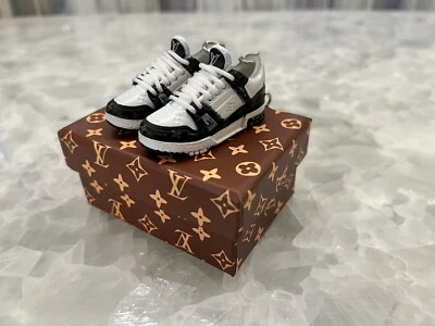 New Mini 3D, Fashion Sneaker, Hand Painted Keychains. 2 Per Box! Bougie Gifts 🔥 - Image 1 of 4