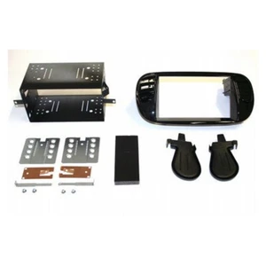 MONTAGESATZ STEREO AUTORADIO FIAT 500 (2007>) LUFTEINLÄSSE SCHWARZ GLÄNZEND 2DIN - Bild 1 von 1