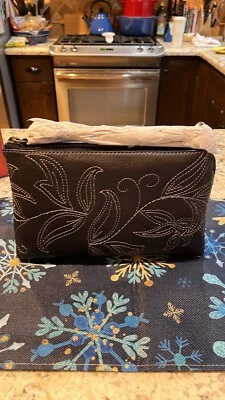 NUEVO FRYE 11.5” L Cuero Hadley Bordado Bandolera/Bolso en Negro Foto 1 de 4