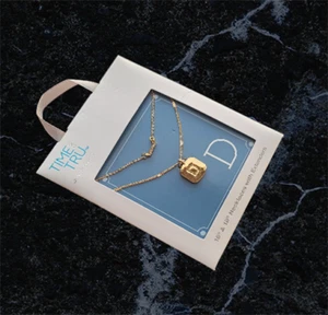 Chic Time and Tru Conjunto de Collar Inicial 'D' Para Mujer - 2 Piezas Glam Estilo Diario - Imagen 1 de 7