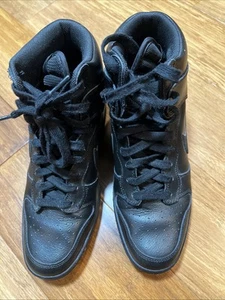 Size 9.5 - Nike Dunk SKy High Black W - Picture 1 of 7