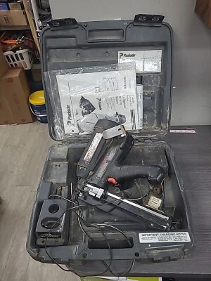 Acabador de uñas de estado sólido Paslode Impulse modelo IM250 NEGRO sin probar con estuche Foto 1 de 4