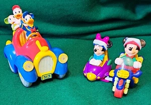 Gadget Disney: Auto 113 con Paperino e Qui,Quo,Qua + Kraft Launchables, Sidecar - Foto 1 di 21